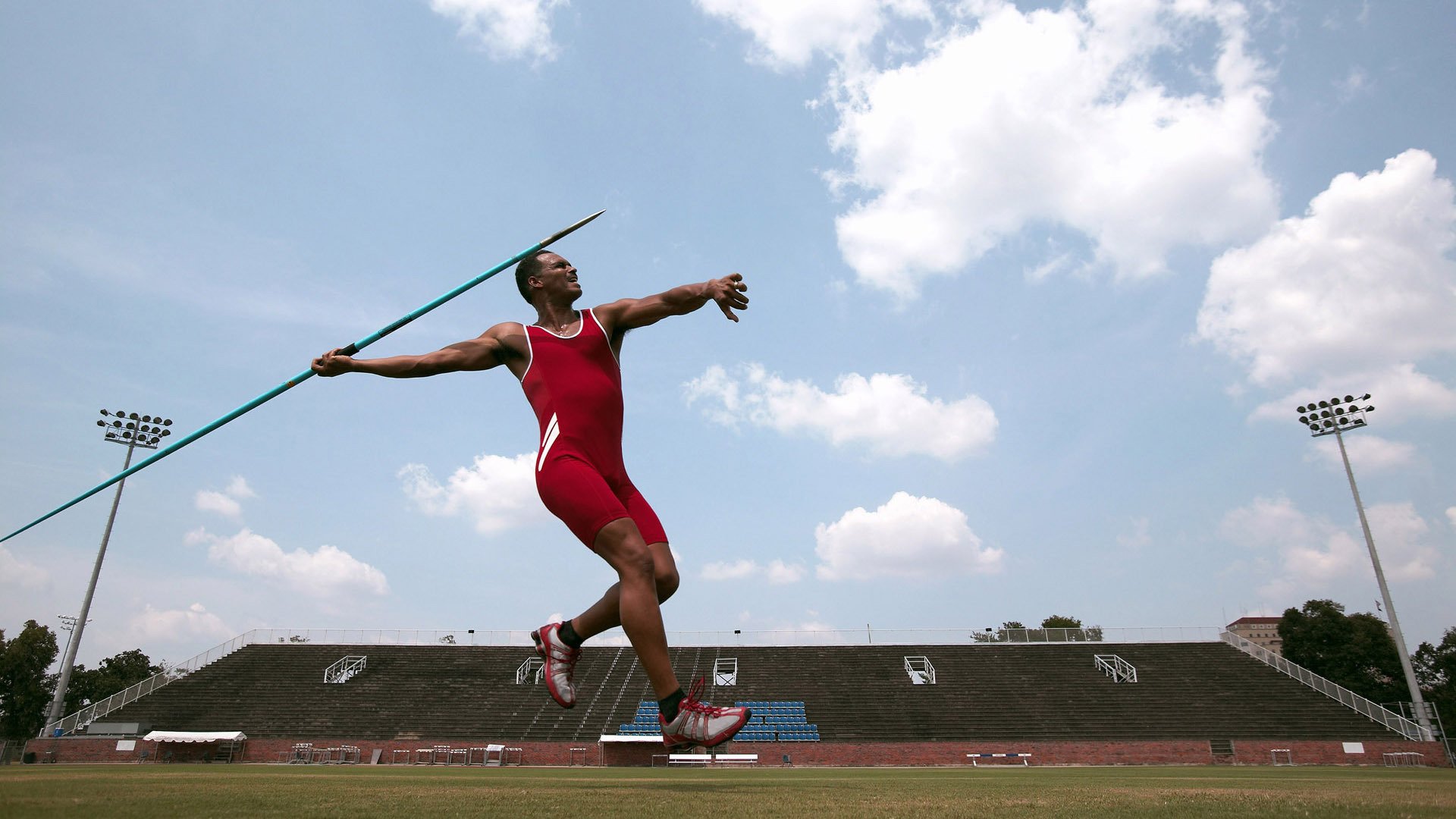 欧冠八强首回合：阿森纳主场2比2战平利物浦 打出英超内部顶级强度